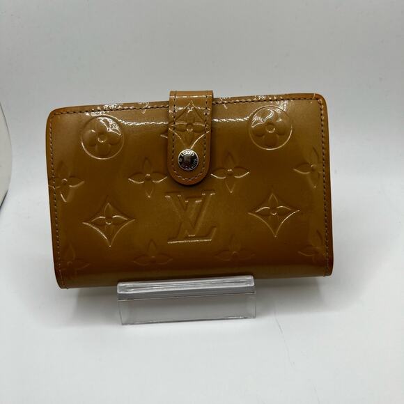 GUC Louis Vuitton Tan Vernis Bifold Kisslock Wallet - Picture 1 of 8